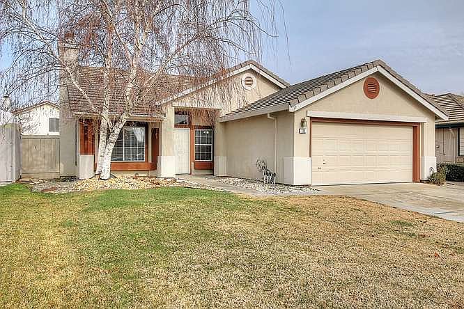 1st image of 315 Fox Meadow Ct