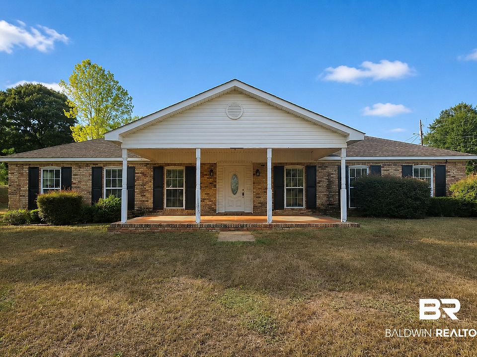 1st image of 76 Hillcrest Dr