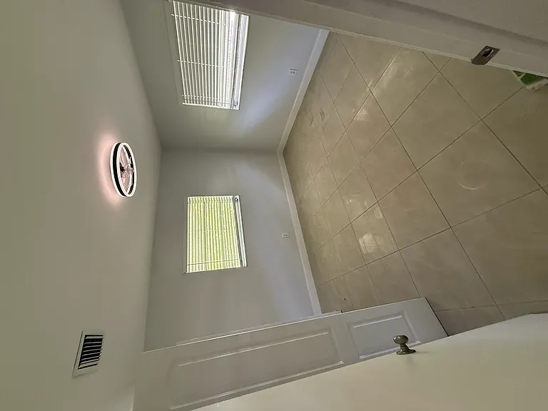 2247 Taylor St — Photo 25