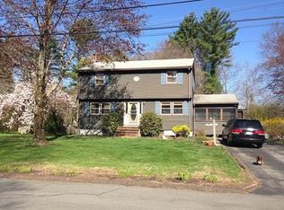 5 Myrna St, Burlington, MA 01803