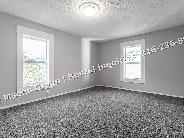 312 Upland Ave — Photo 17