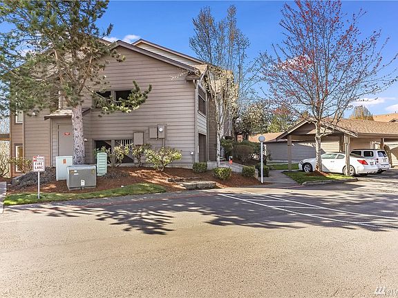 2nd image of 10825 SE 200th St APT C101