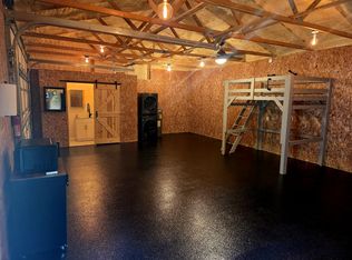 20 Stanton St, Oxford, MI 48371