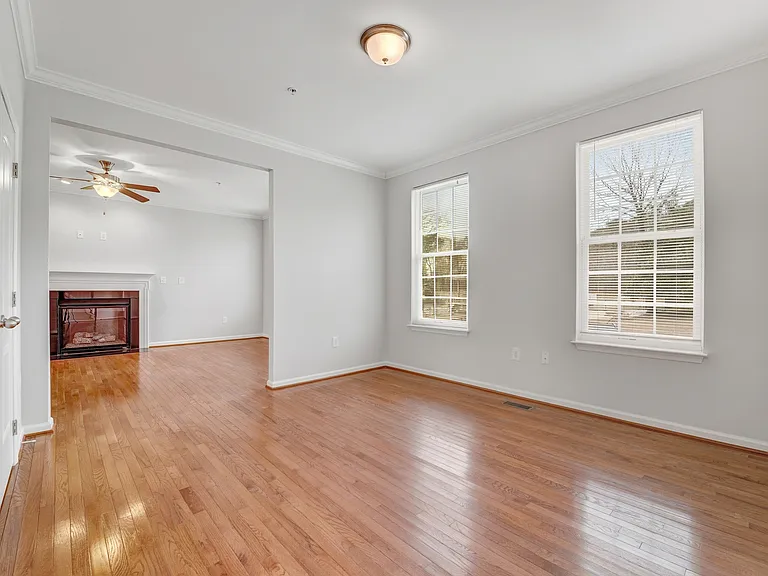 609 Tebbston Dr — Photo 43