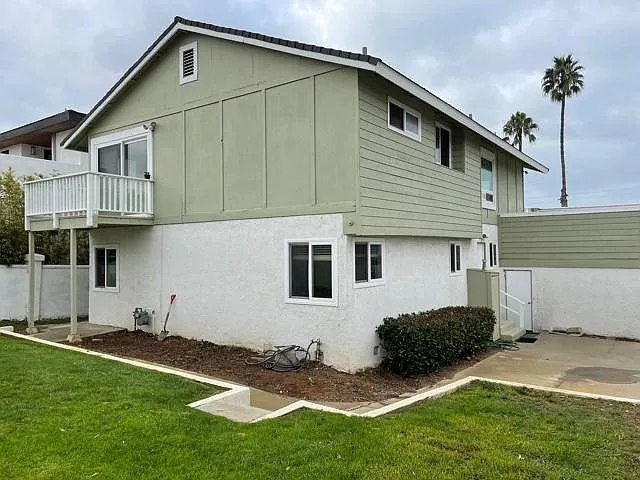 2081 Glasgow Ave — Photo 9