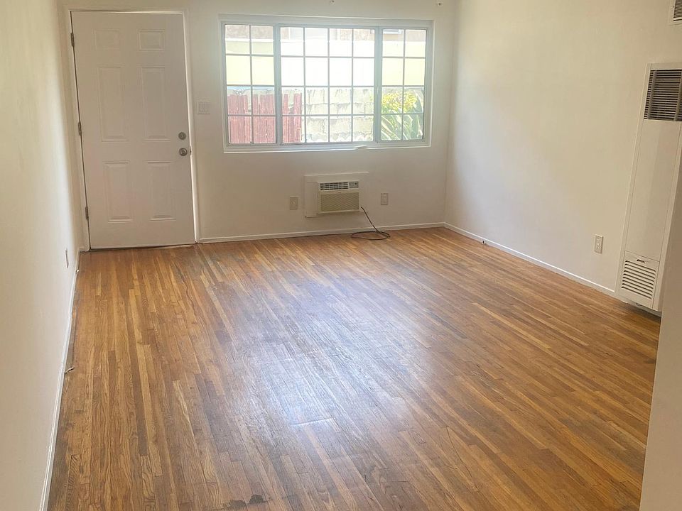 1st image of 5619 York Blvd #3