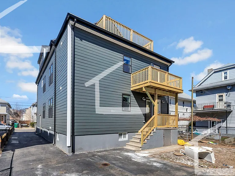 43 Wright Ave #2A — Photo 12