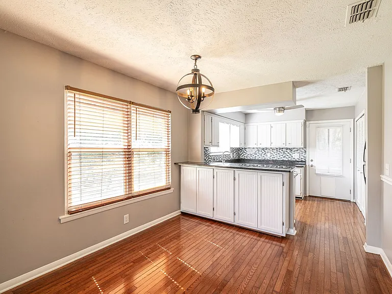 5507 Hill Ct — Photo 36