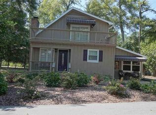 2214 Little River Dr, Little River, SC 29566