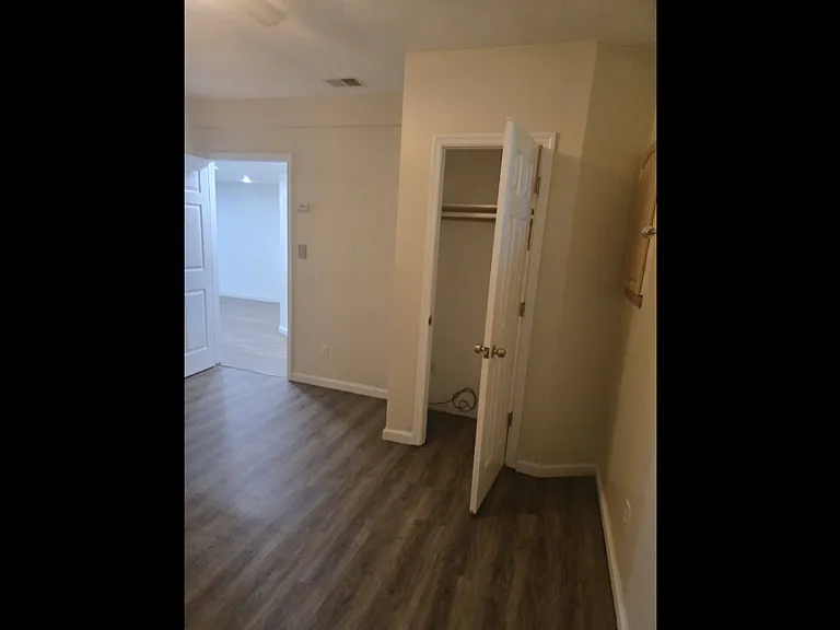 3 McGuire Dr — Photo 8
