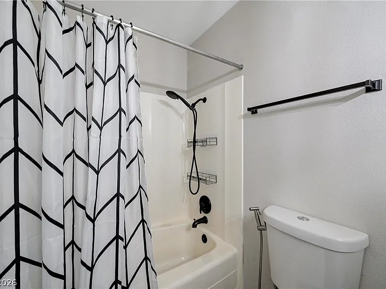1331 Pinto Rd — Photo 36