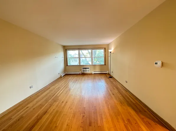 5651 N Miltimore Ave #201, Chicago, IL 60646