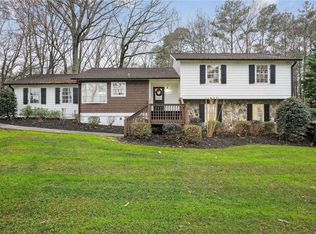 5891 Wright Rd, Dallas, GA 30157