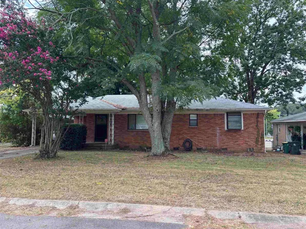 6707 Stonecrest Dr, Little Rock, AR 72204