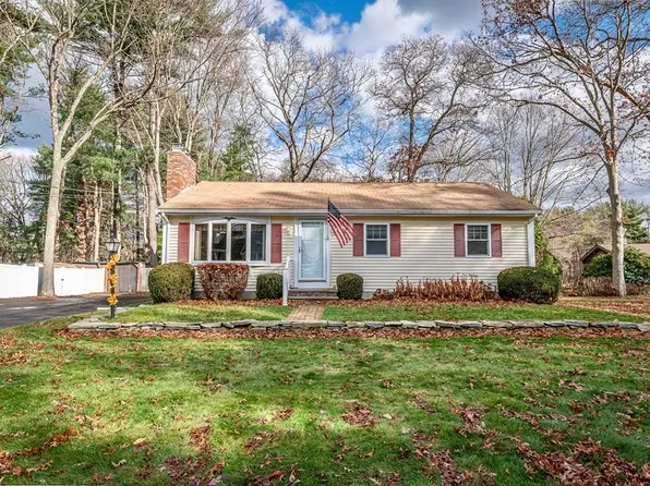 60 Center St, Taunton, MA 02780