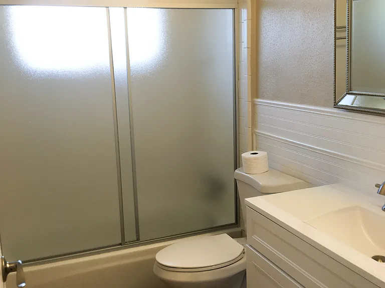 810 Newgate Way — Photo 6