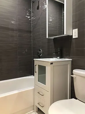 Rented by Kahen Properties | media 8