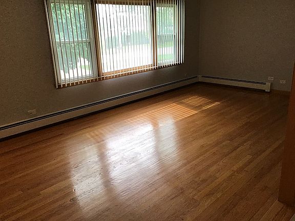 5th image of 10332 S 81st Ave