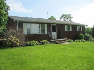 125 Hervey Ln, Wellsburg, WV 26070