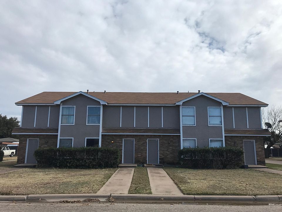 1st image of 937 Bruce Way