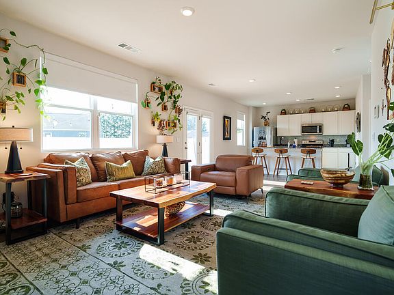 5th image of 280 Harris Ln