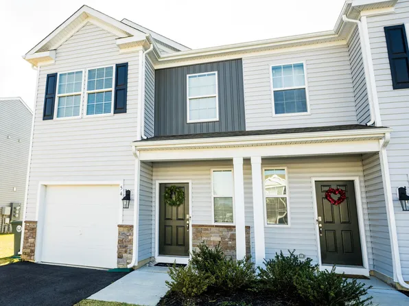54 Arlotta St, Glassboro, NJ 08028