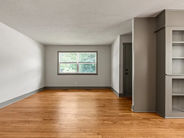520 S Duncan Ave — Photo 8
