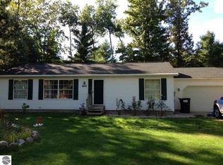 9670 Pine Circle Dr NW, Rapid City, MI 49676