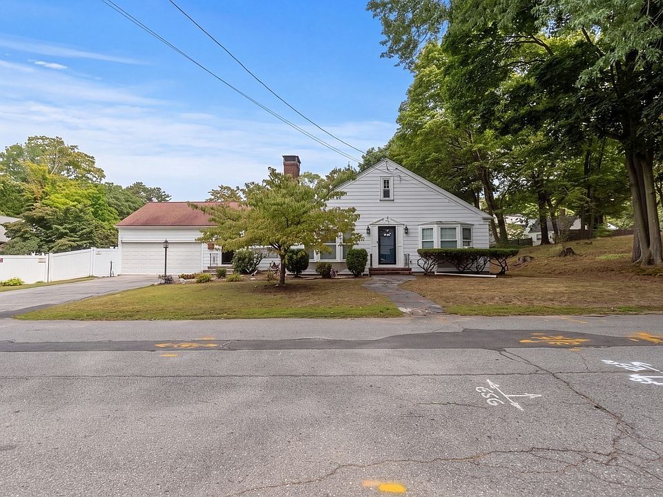 1st image of 163 Oakside Ave
