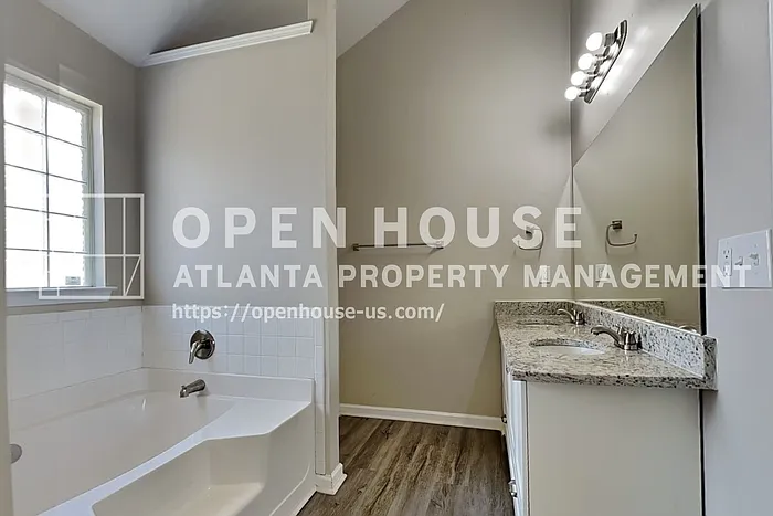 4341 Ash Tree St SW — Photo 11