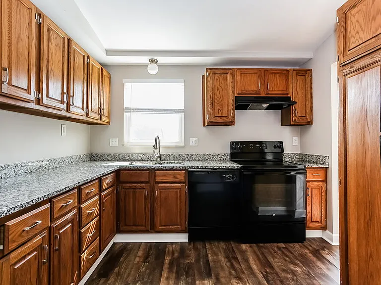 2891 Freedom Trl — Photo 9
