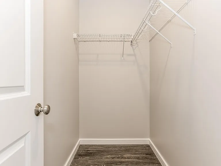 Westledge Apartments — Photo 31