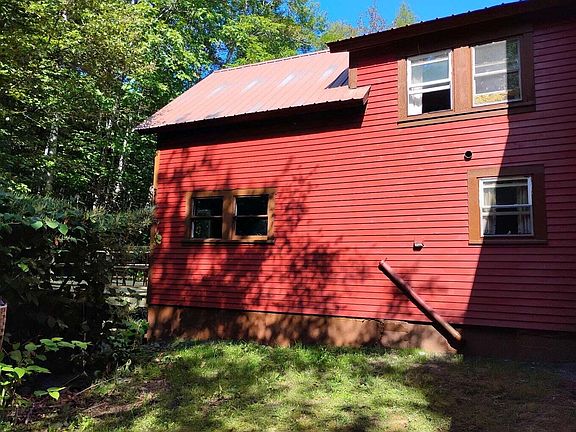 4th image of 51 N Guilford Road