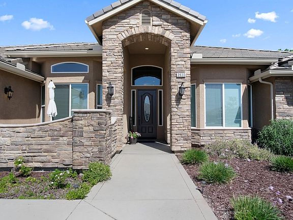 2nd image of 3930 Osprey Ct