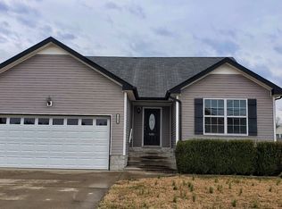 1509 Reasons Dr, Clarksville, TN 37042