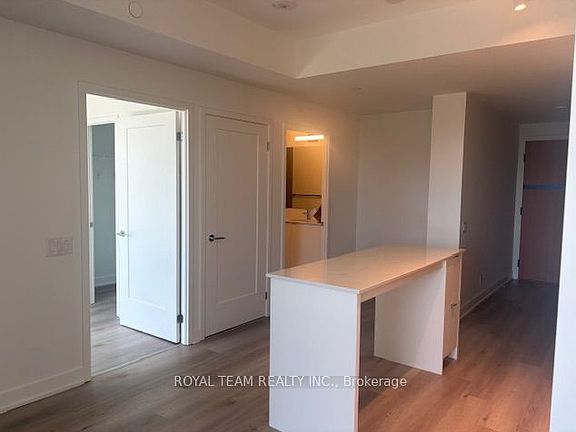 5th image of 1660 Bloor St W #711