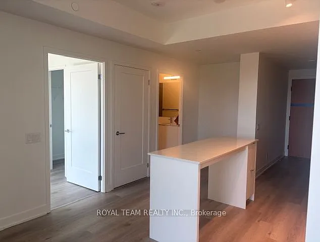 1660 Bloor St W #711 — Photo 5