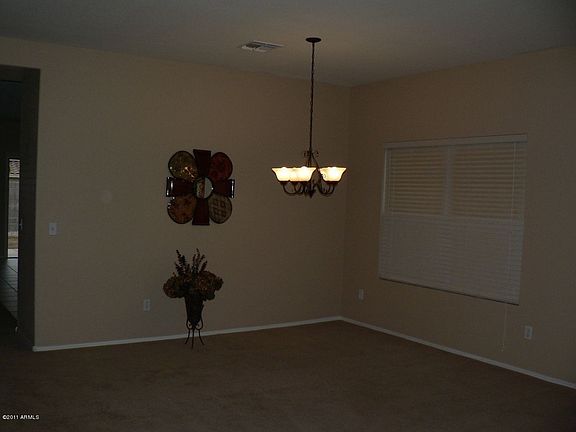 4th image of 2806 W Mineral Butte Dr