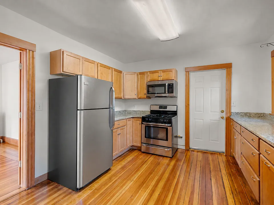 26 Chilton St #3