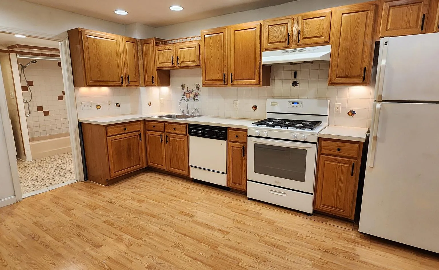 2 bed, 950 sqft, $2,650 — Photo 1