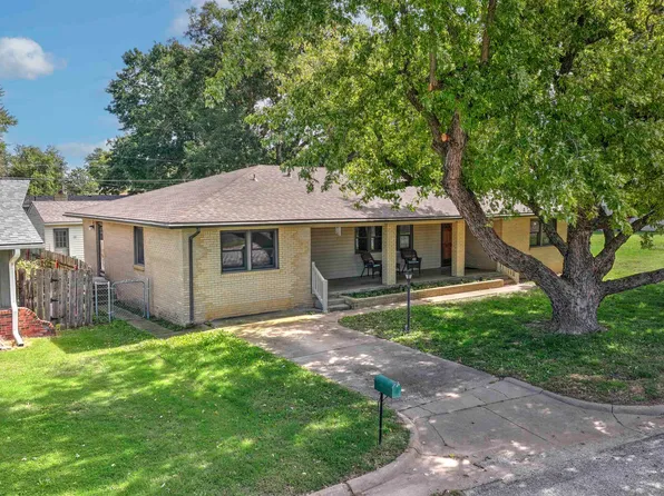 1410 N A St, Arkansas City, KS 67005