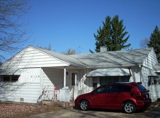 2114 Kirchoff Rd, Rolling Meadows, IL 60008