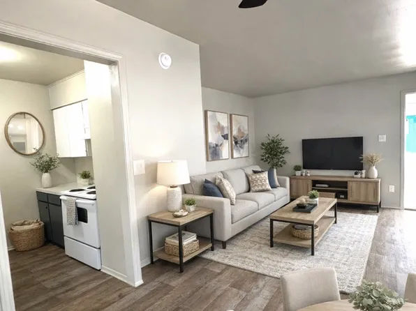 Hideaway Cove Apartments