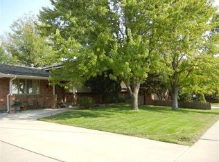 2304 Belmont Pl, Garden City, KS 67846