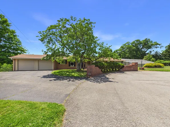 541 N Inwood Dr, Huntington, WV 25701