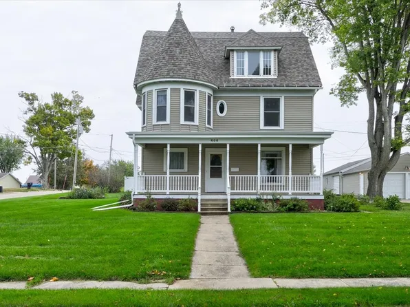 406 N East St, Toledo, IA 52342