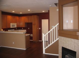 25769 Perlman Pl UNIT D, Stevenson Ranch, CA 91381
