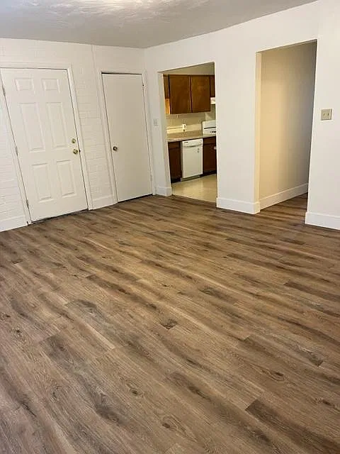 2 bed, 750 sqft, $1,350 — Photo 4