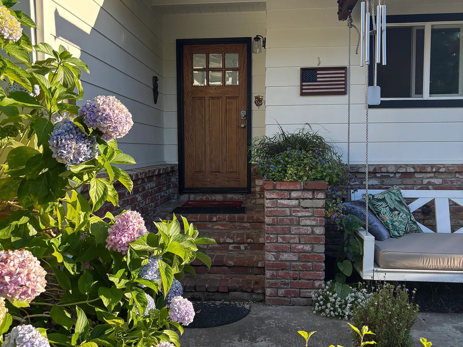 4 bed, 2.5 bath, 1700 sqft, $4,100 — Photo 4