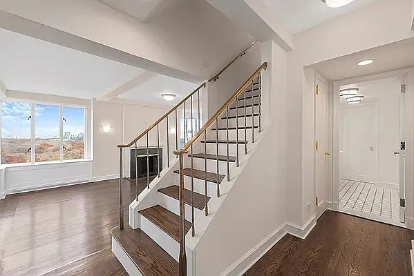 Rented by essential NEW YORK Real Estate | media 54